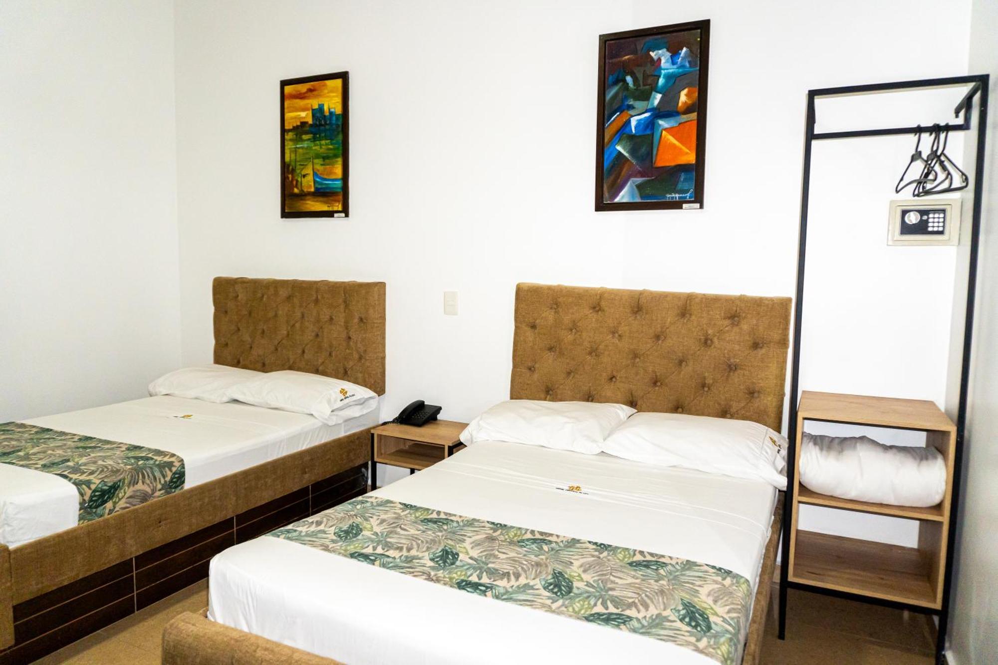 Hotel Central Plaza Medellin อิตากุย ภายนอก รูปภาพ